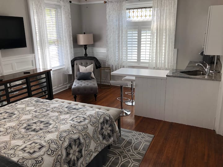 Squirrel Hill Holiday Rentals & Homes Pittsburgh, PA Airbnb