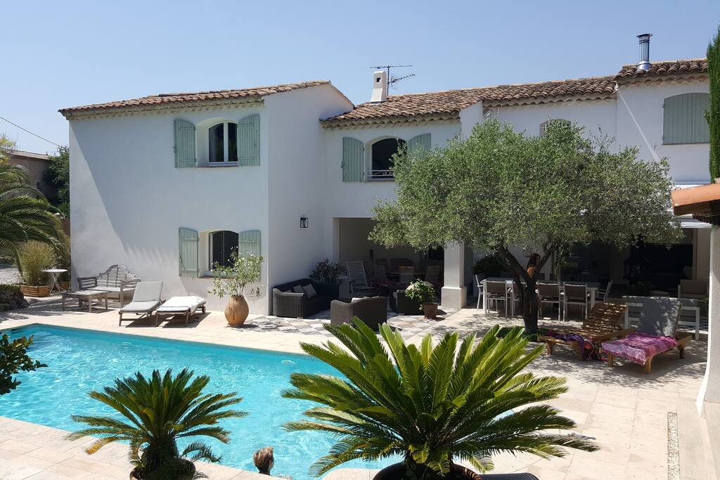 Villa Charmant Apartments Villa Charmant Apartments