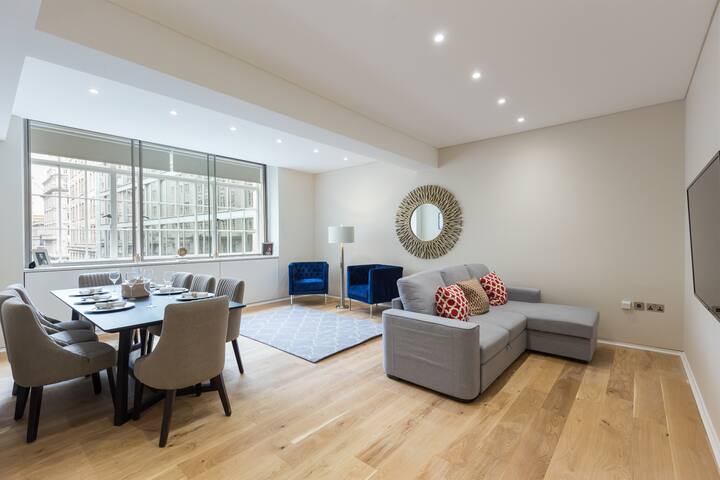 Luxurious, stylish 4bed in Covent Garden