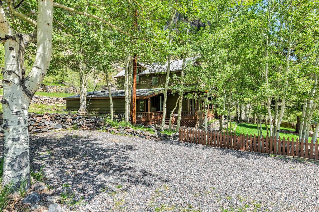 A rejuvenating Rocky Mountain retreat awaits you at Loop's End, a beautiful home in the heart of Georgetown!