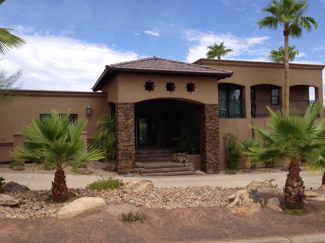 Airbnb Lake Havasu City Vacation Rentals Places To Stay