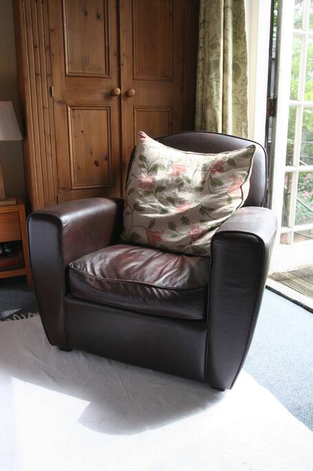 Very comfy chair for relaxing