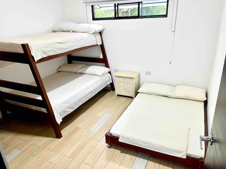 საძინებელი 2