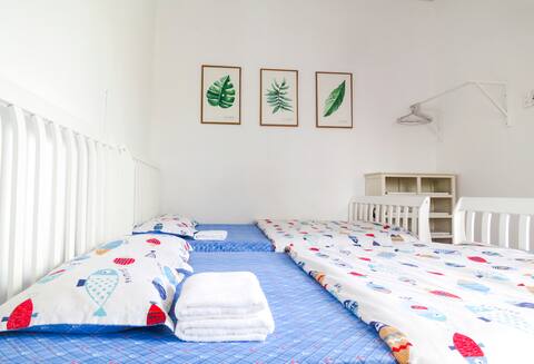 T & T Homestay - Room 201