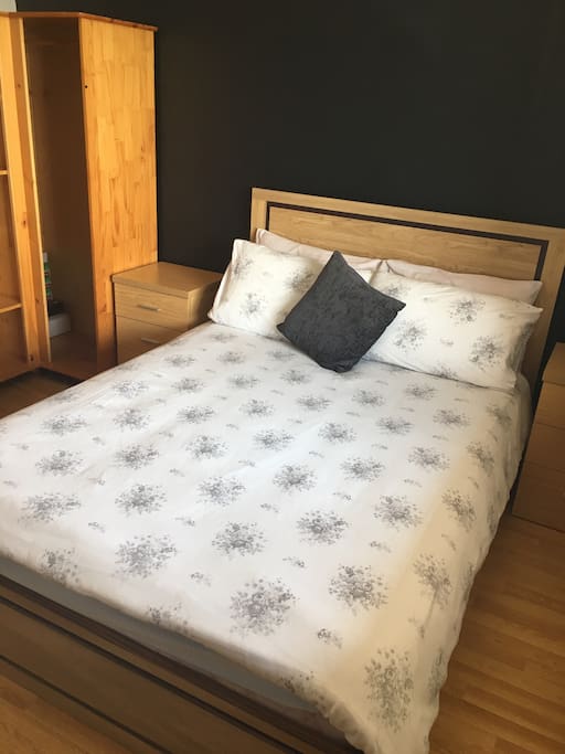 Double bed, sleeps two