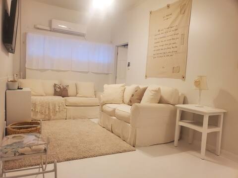Cozy Peaceful Safe In LawApartment 9 min to KSU