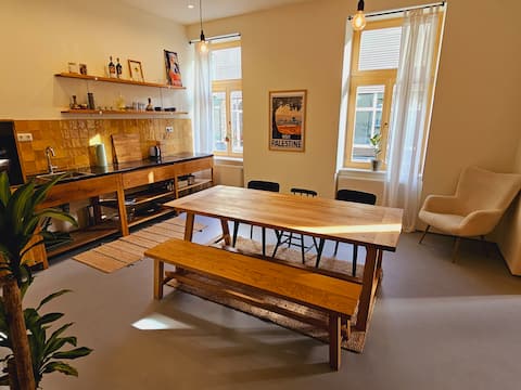 Beautiful and Cosy Apartment near the Centre