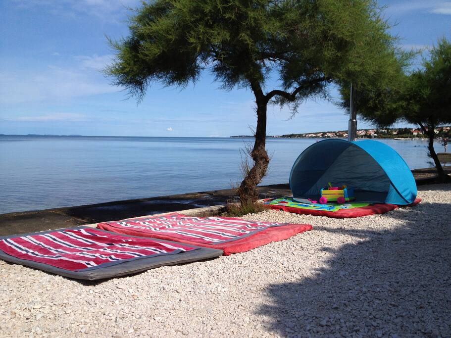 The beach 20m from the house