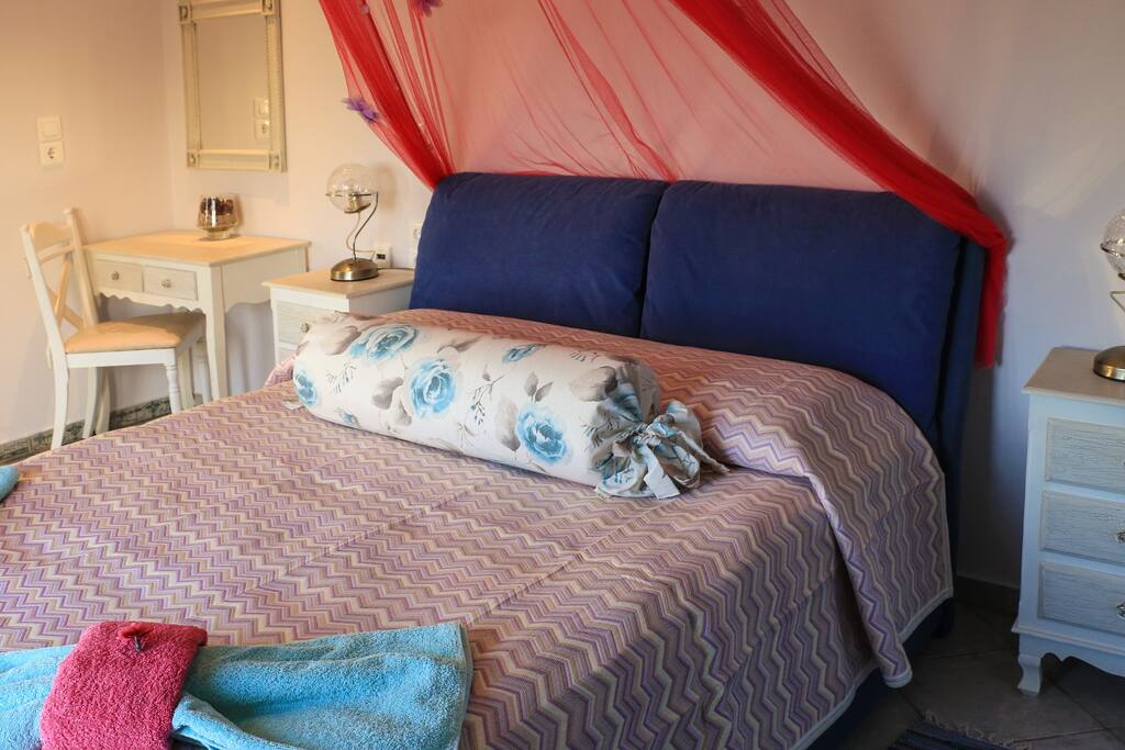 Blue Rose Suite - Ground Floor Junior Suite