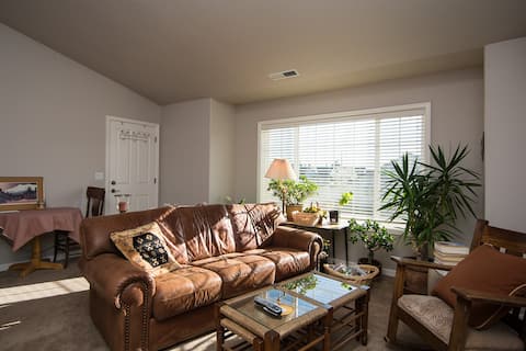Private Spacious Studio Apartment