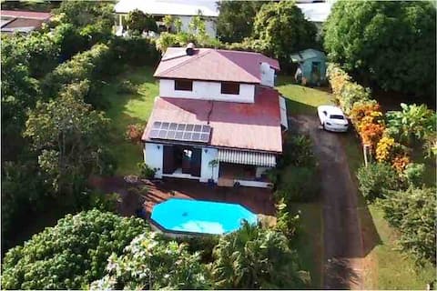 House with pool in the countryside