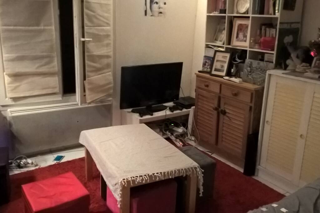 tv / table