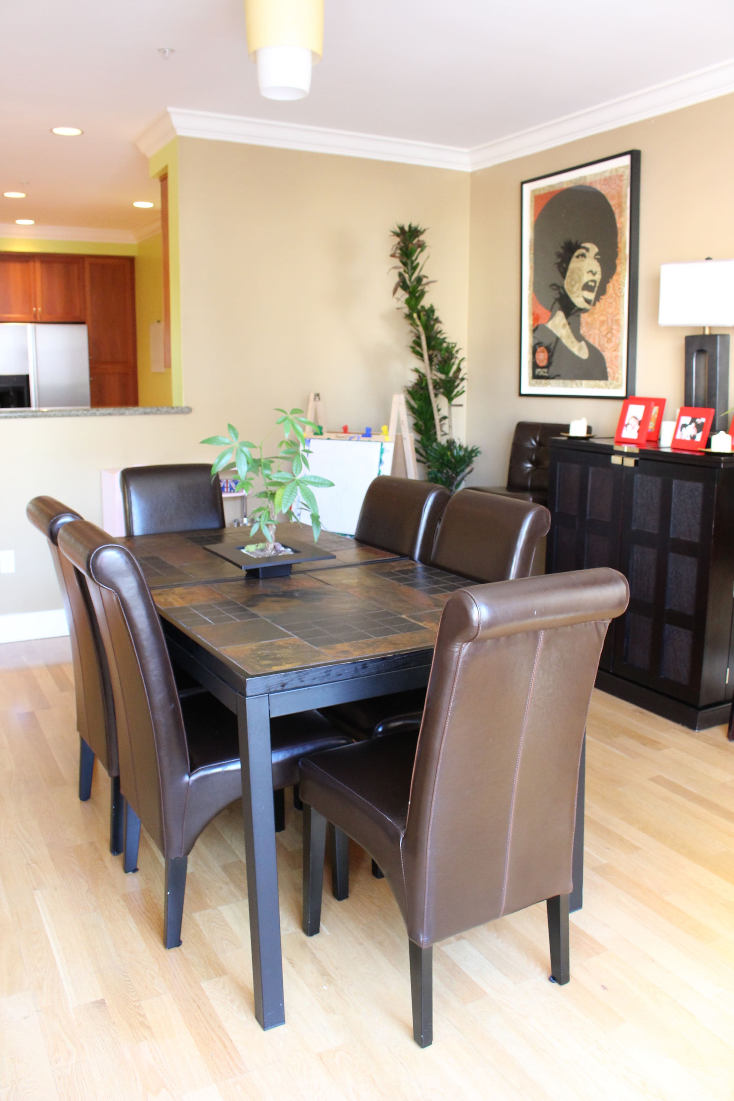 Condo in San Francisco · ★4.95 · 3 bedrooms · 4 beds · 2 baths - Image 24