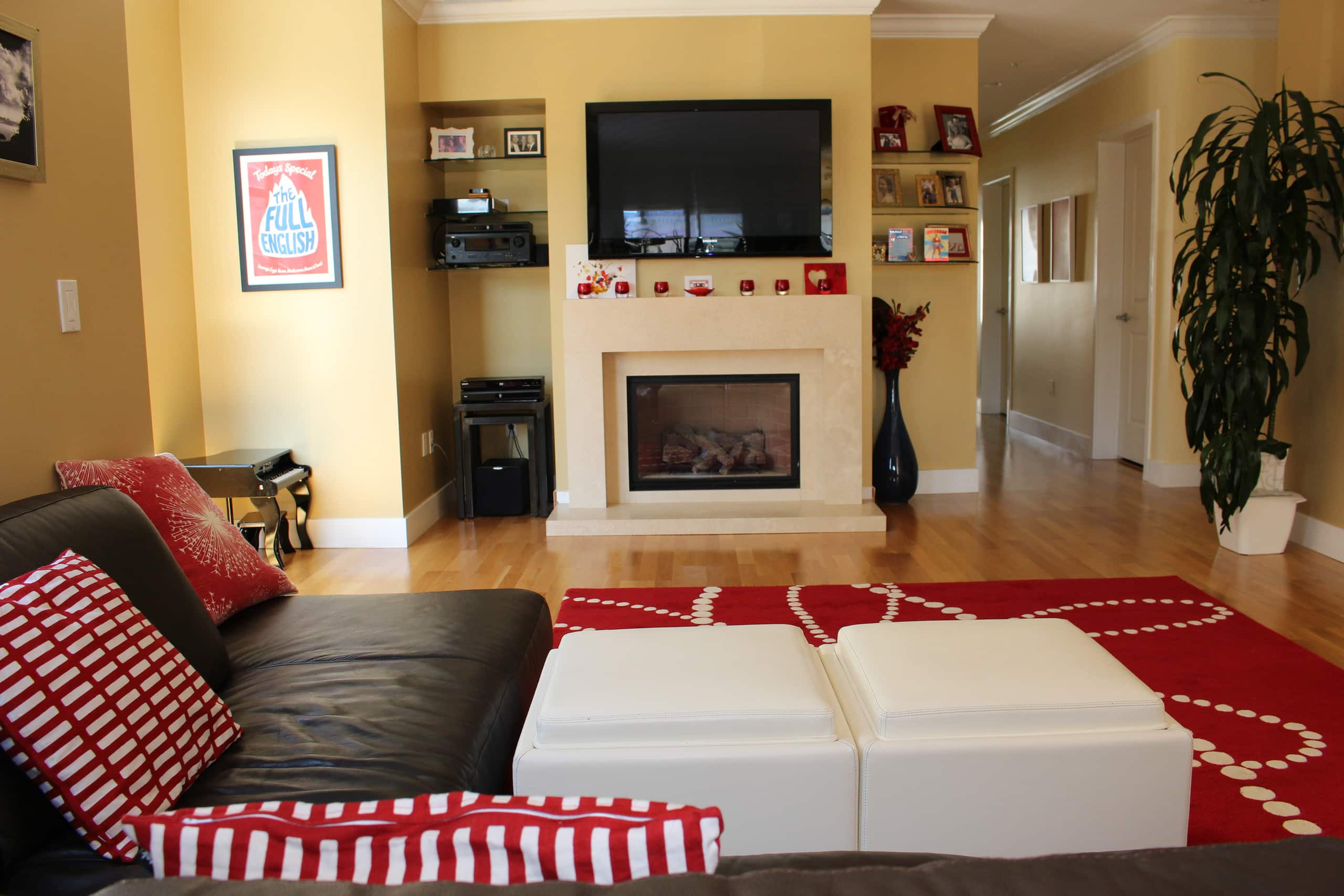 Condo in San Francisco · ★4.95 · 3 bedrooms · 4 beds · 2 baths - Image 4