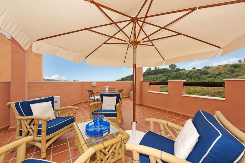 TERRASSE SOLARIUM AU DESSUS DU PENTHOUSE