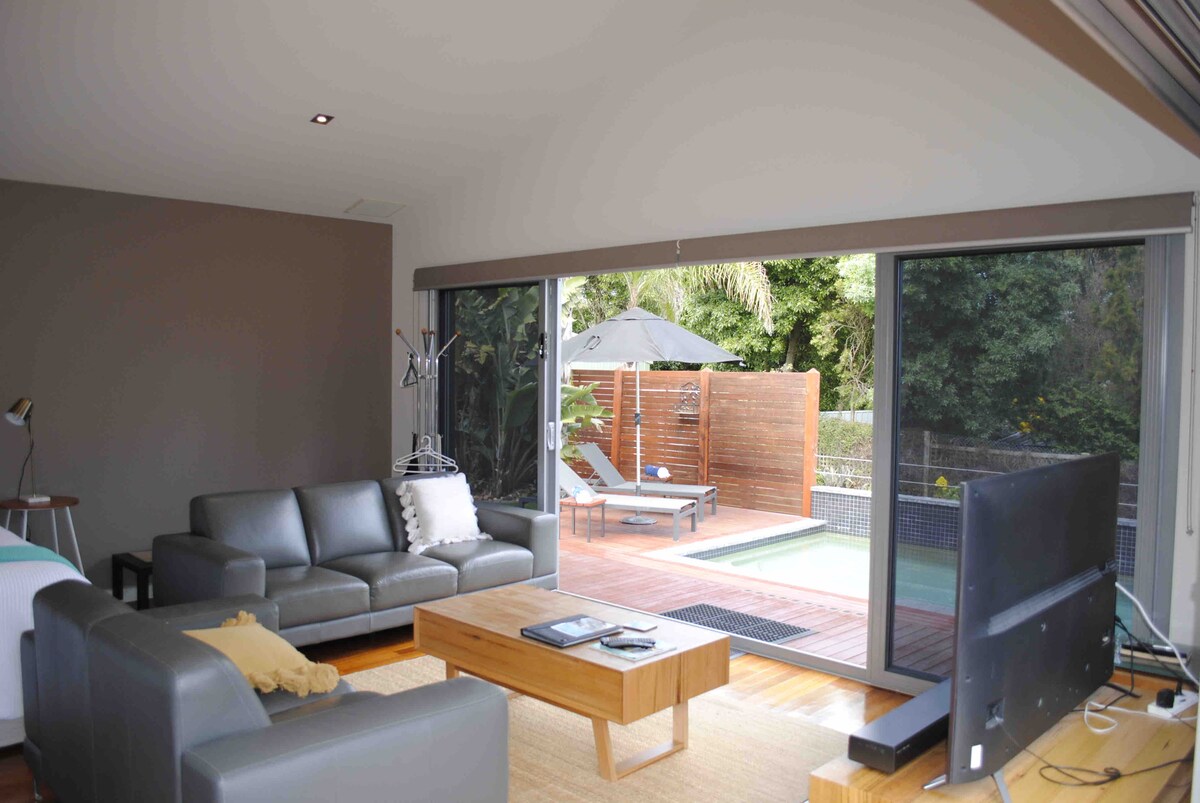 Successful Airbnb property: Peninsula Breezes in Mc Crae