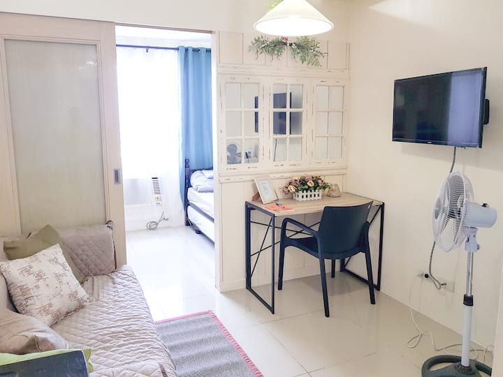 Loyola Heights, Quezon City Holiday Rentals & Homes Quezon City