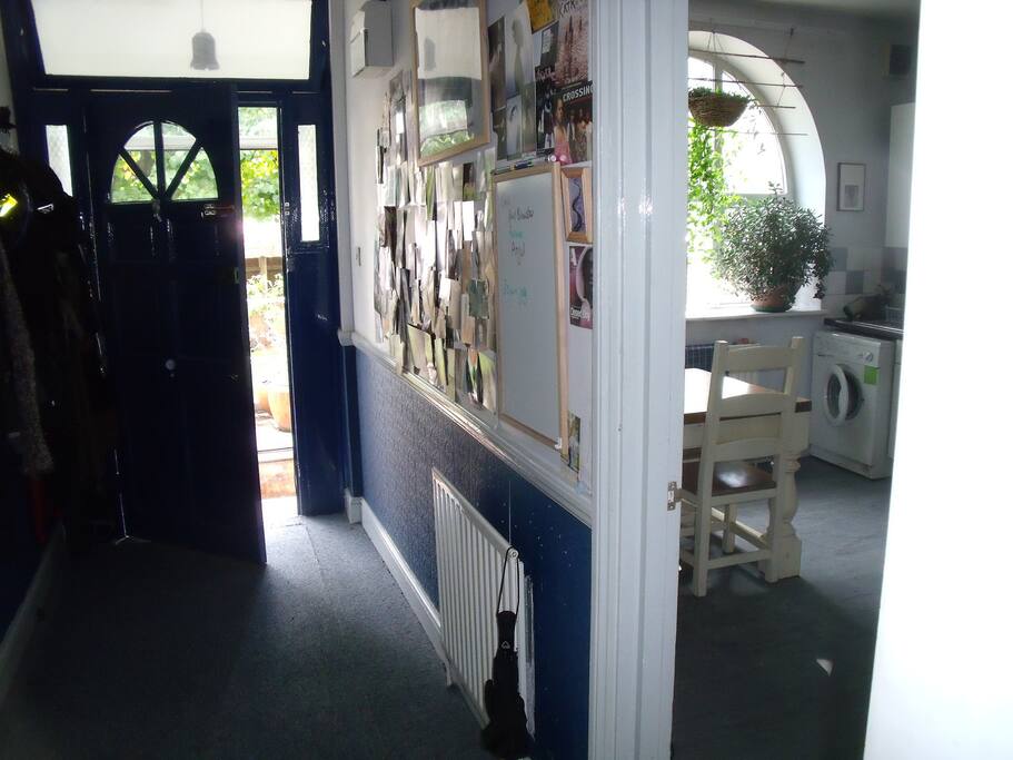 Hallway/Kitchen