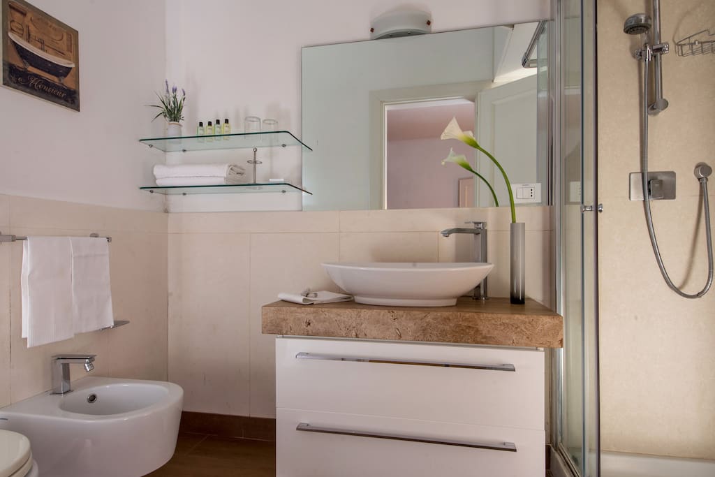 Romy Bathroom