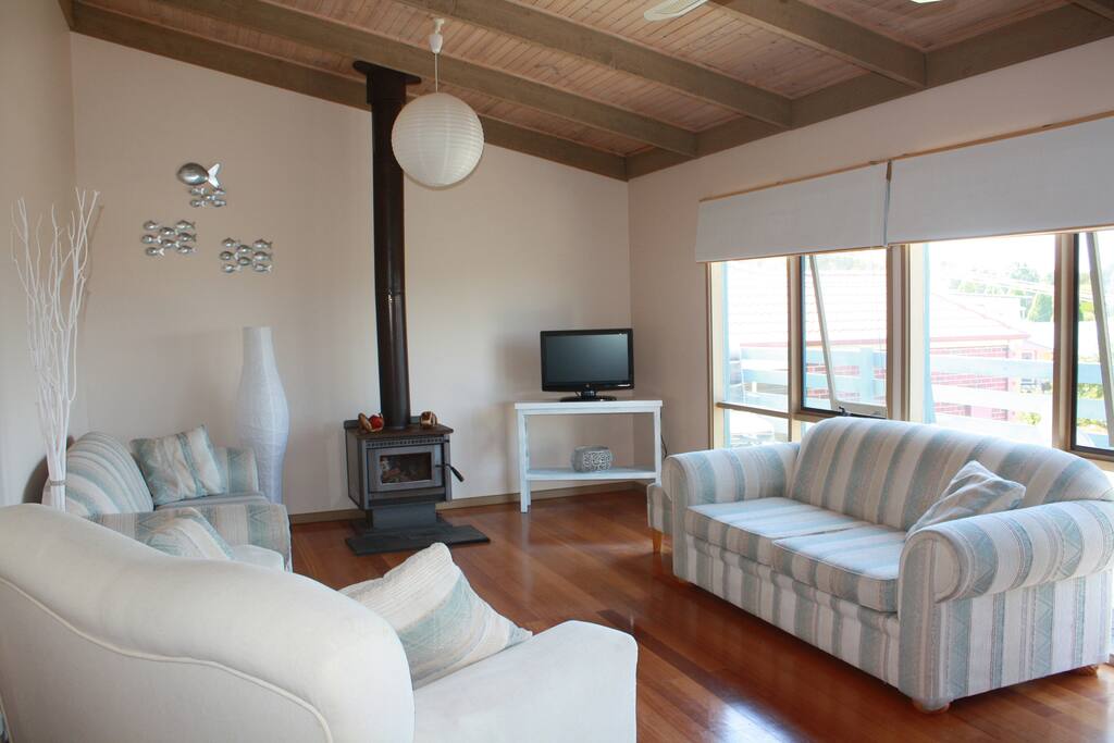 Light & airy living spaces