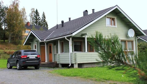 Successful Airbnb property: Himos. Nuppulanranta by the lake in Jämsä