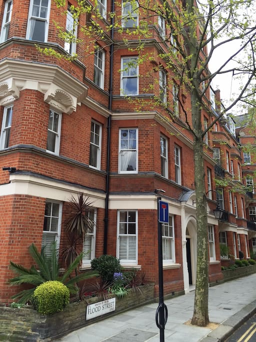 Chelsea top floor Apartment