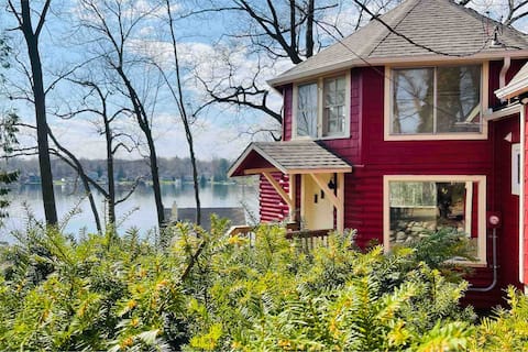 3 Bedroom/2Bath Orion Octagon with Lake Views