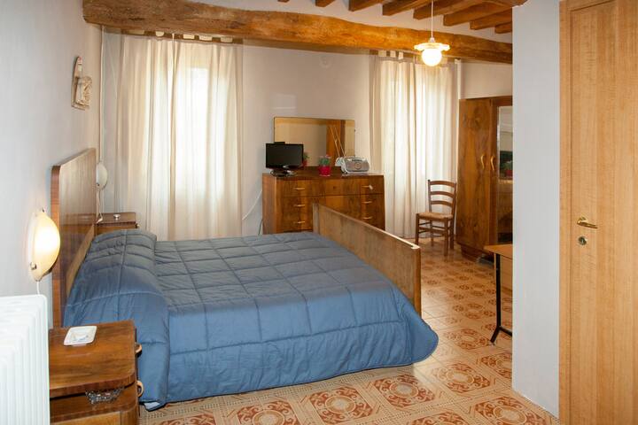 camera con bagno privato