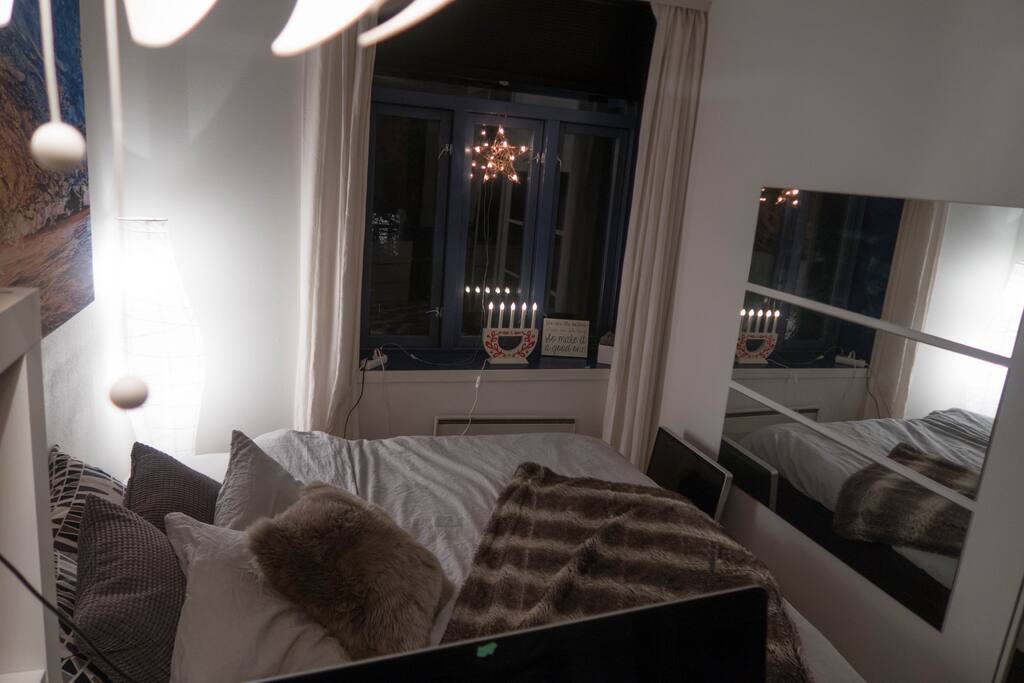 Kingsize bed