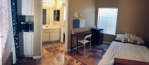 Modern Private Casita near Lake Perris/RUHS