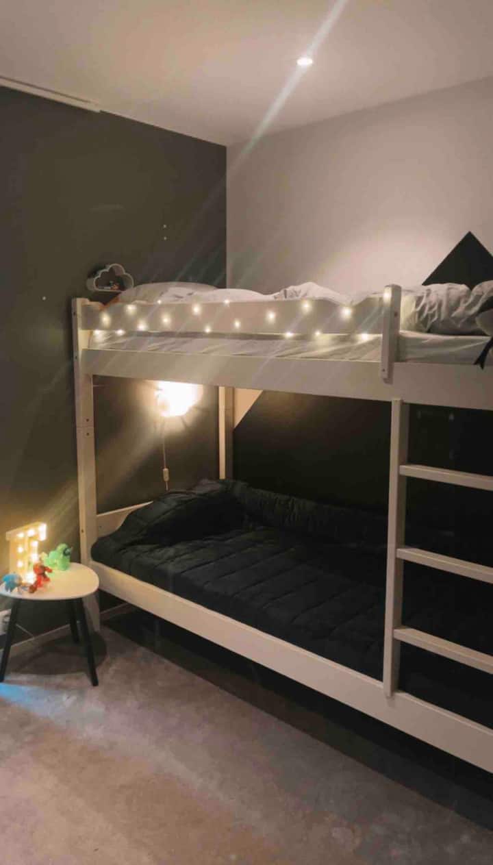 საძინებელი 1