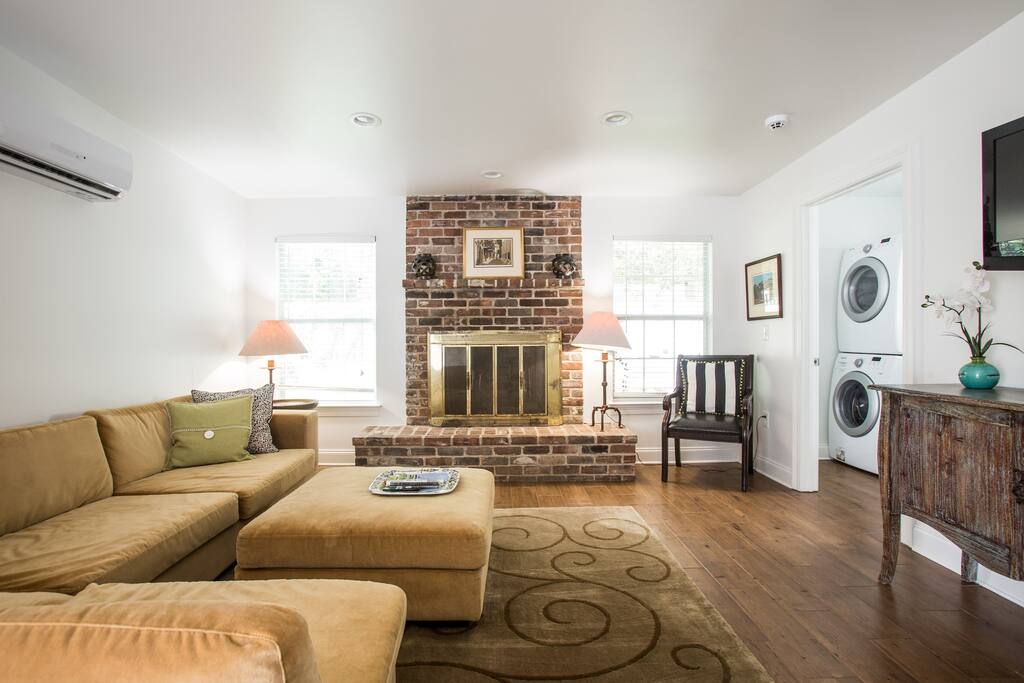 Living room with smart tv - cable and Netflix, cozy sectional sofa