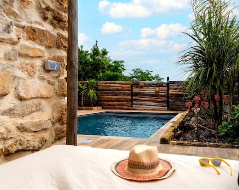 charming house, jacuzzi, sauna and private pool