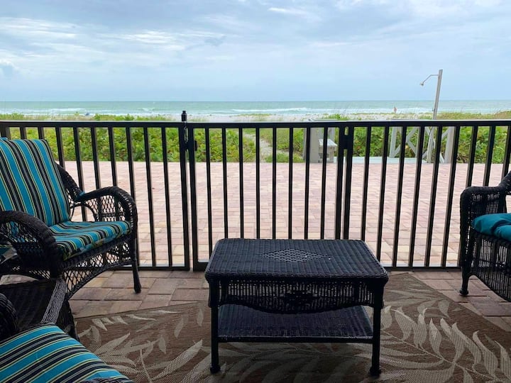 Belleair Beach Condo, Steps To Powder White Sand! - Belleair Beach, FL