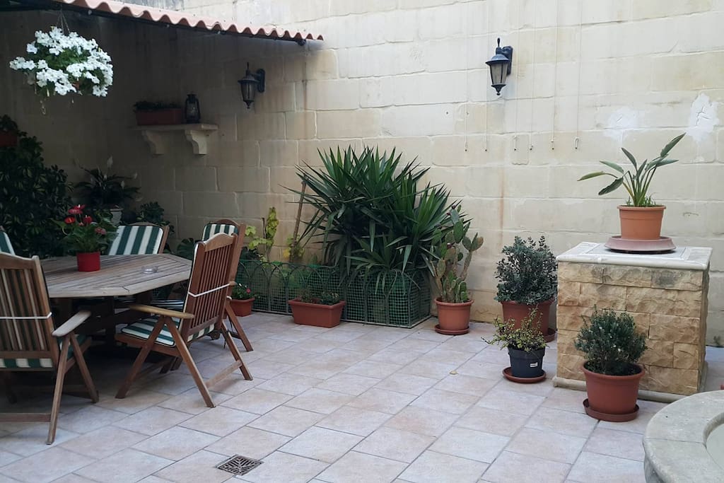 Spacious/Relaxation/Outdoor