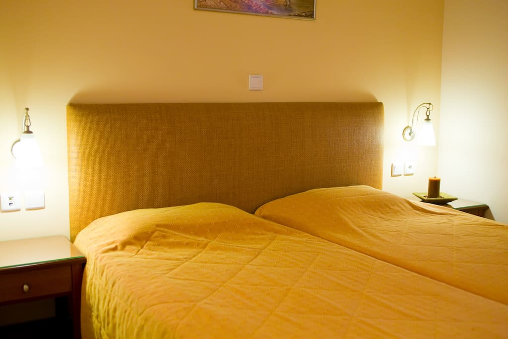 Twin bedded studio in Tolo