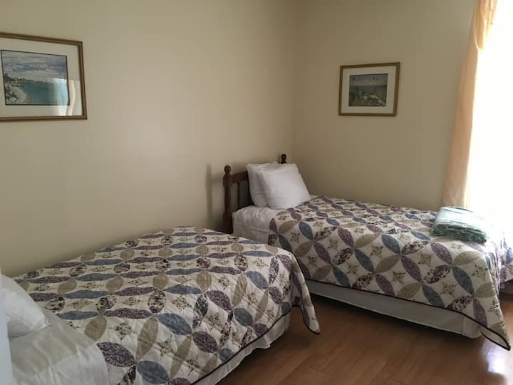 Yhteensopivat parivuoteet ovat 1940-luvulta, mutta patjat ja joustinpatjat ovat heinäkuusta 2016 alkaen. 