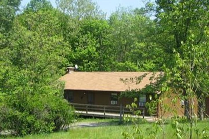 Lazy Days River Retreat Hot Tub Fireplace Wifi Cabins For