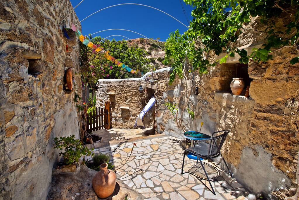 Private Entrance