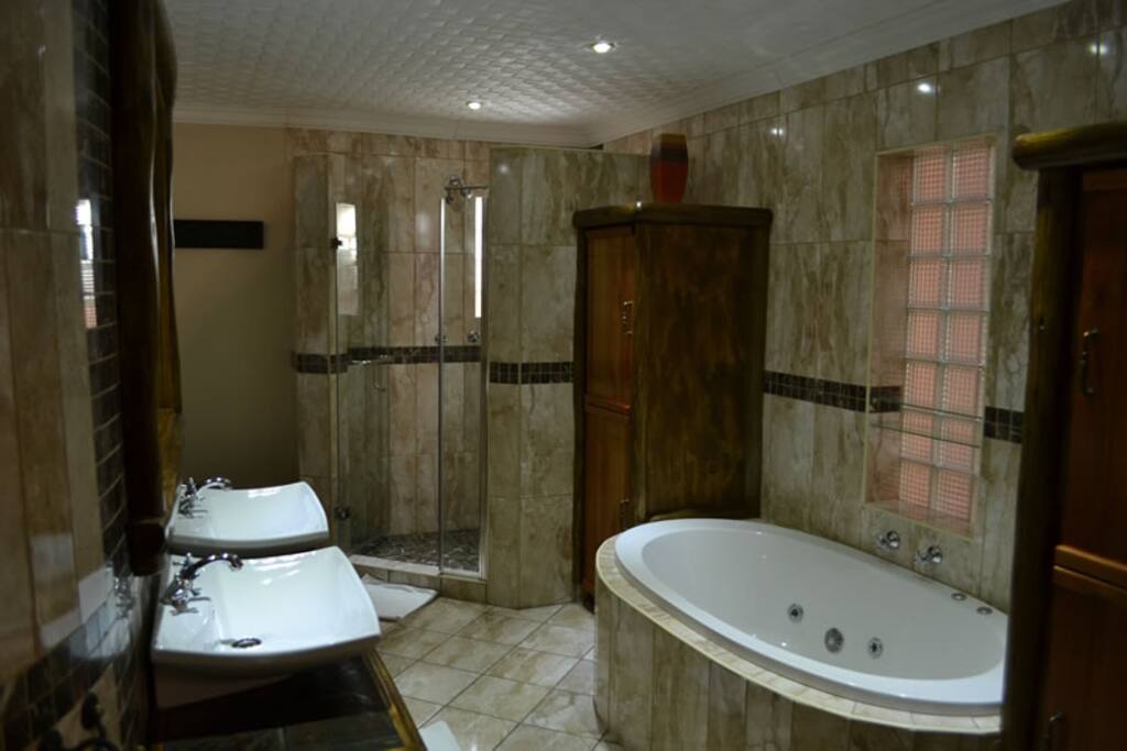 Executive Bathroom