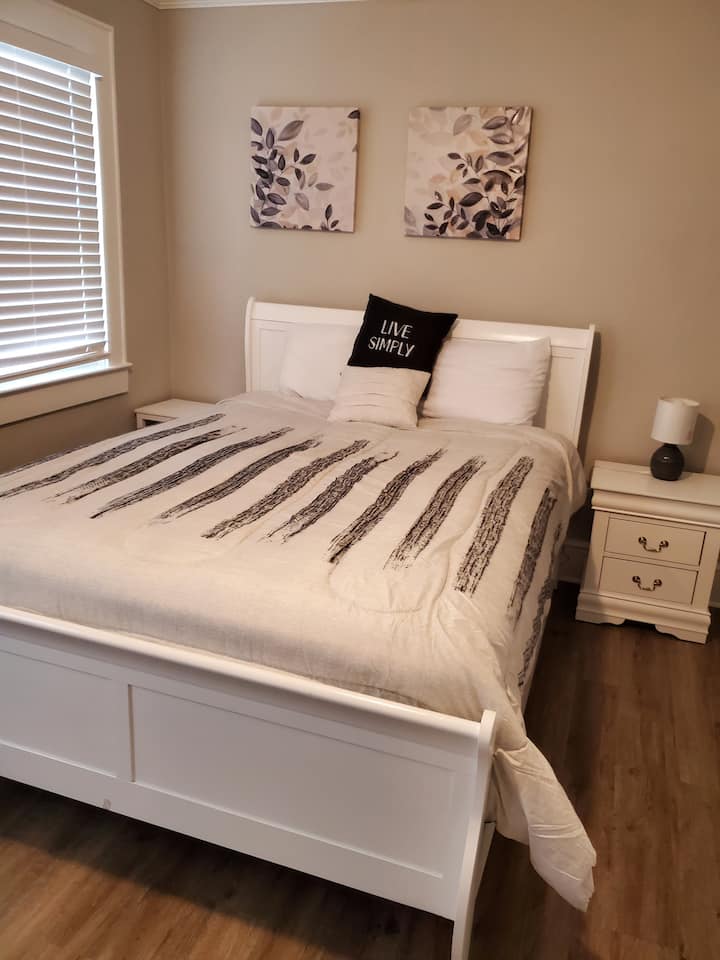 ห้องนอนหลัก