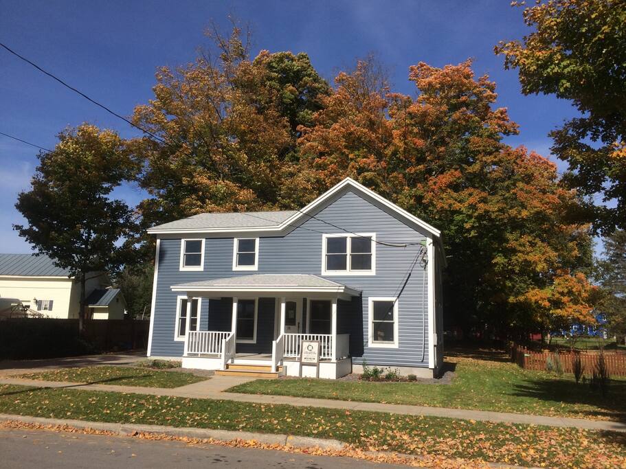 Renovated farmhouse in the village Houses for Rent in Hamilton, New