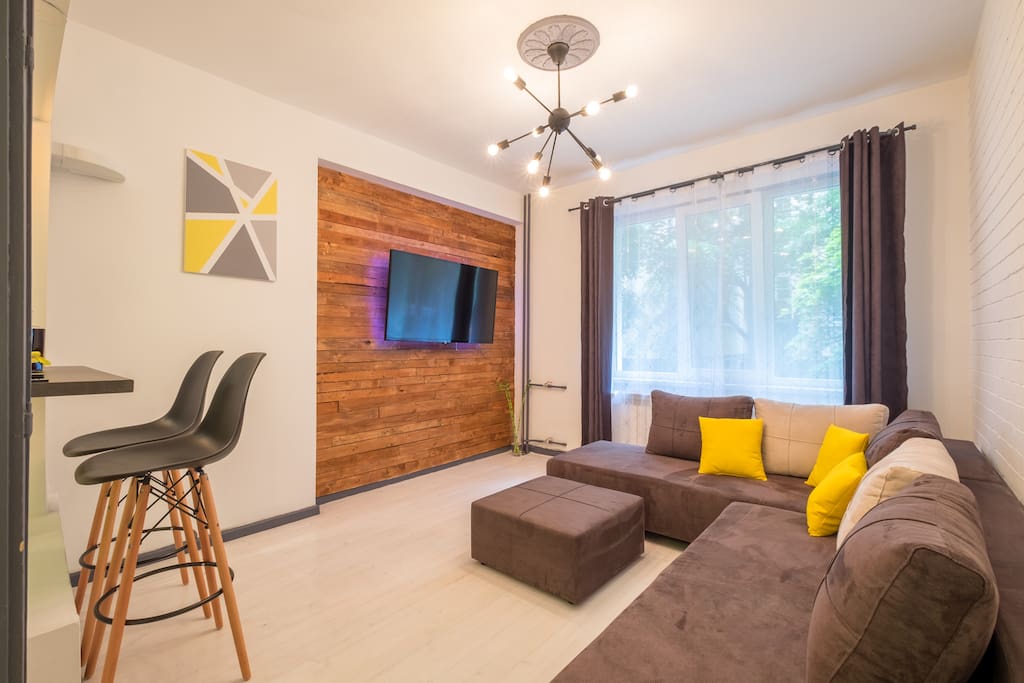 Top center apartment