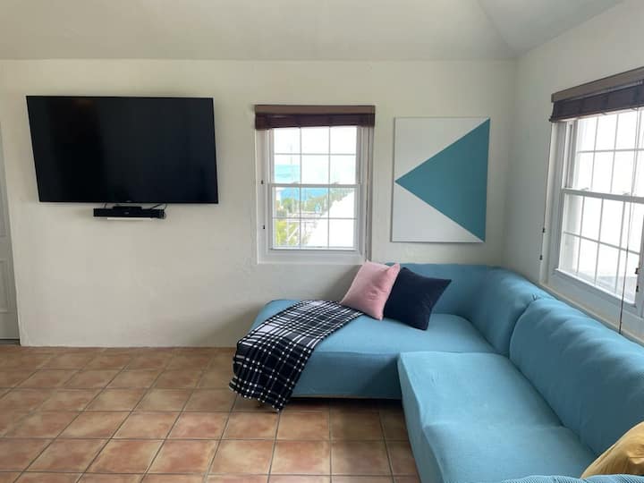 Affordable And Central With Utmost Serenity - Bermuda