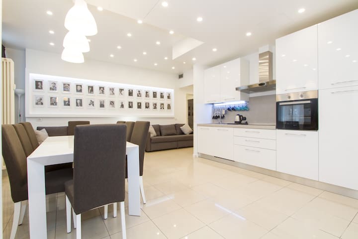 Luxurious apartment – wonderful holiday in Milan
