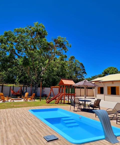 Aconchego no Campo with Pool and Playground