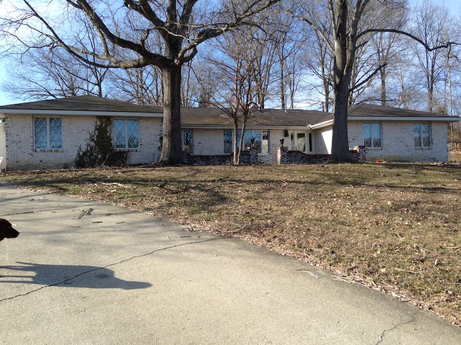 front view of BednBreakfast