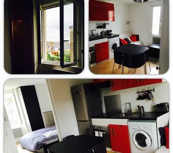 A un pas de la gare et deux pas du centre ville...