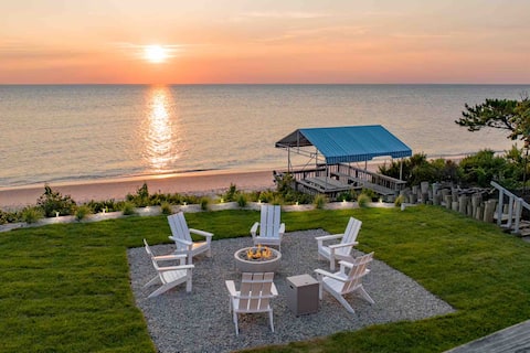 Modern Cape May Waterfront Luxury Home with Beach