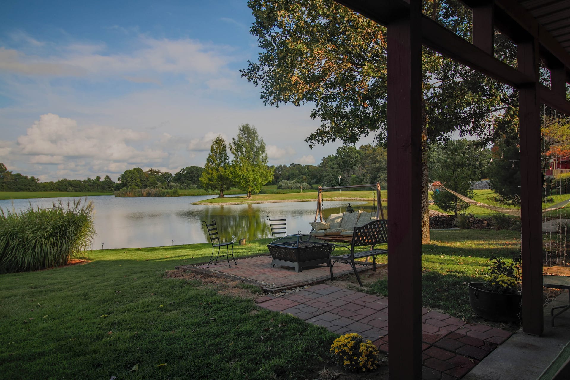 Couples Paradise (Lake *fishing* HOT TUB)